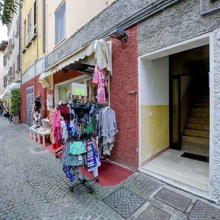 Appartamento Cesare Сирмионе Экстерьер фото